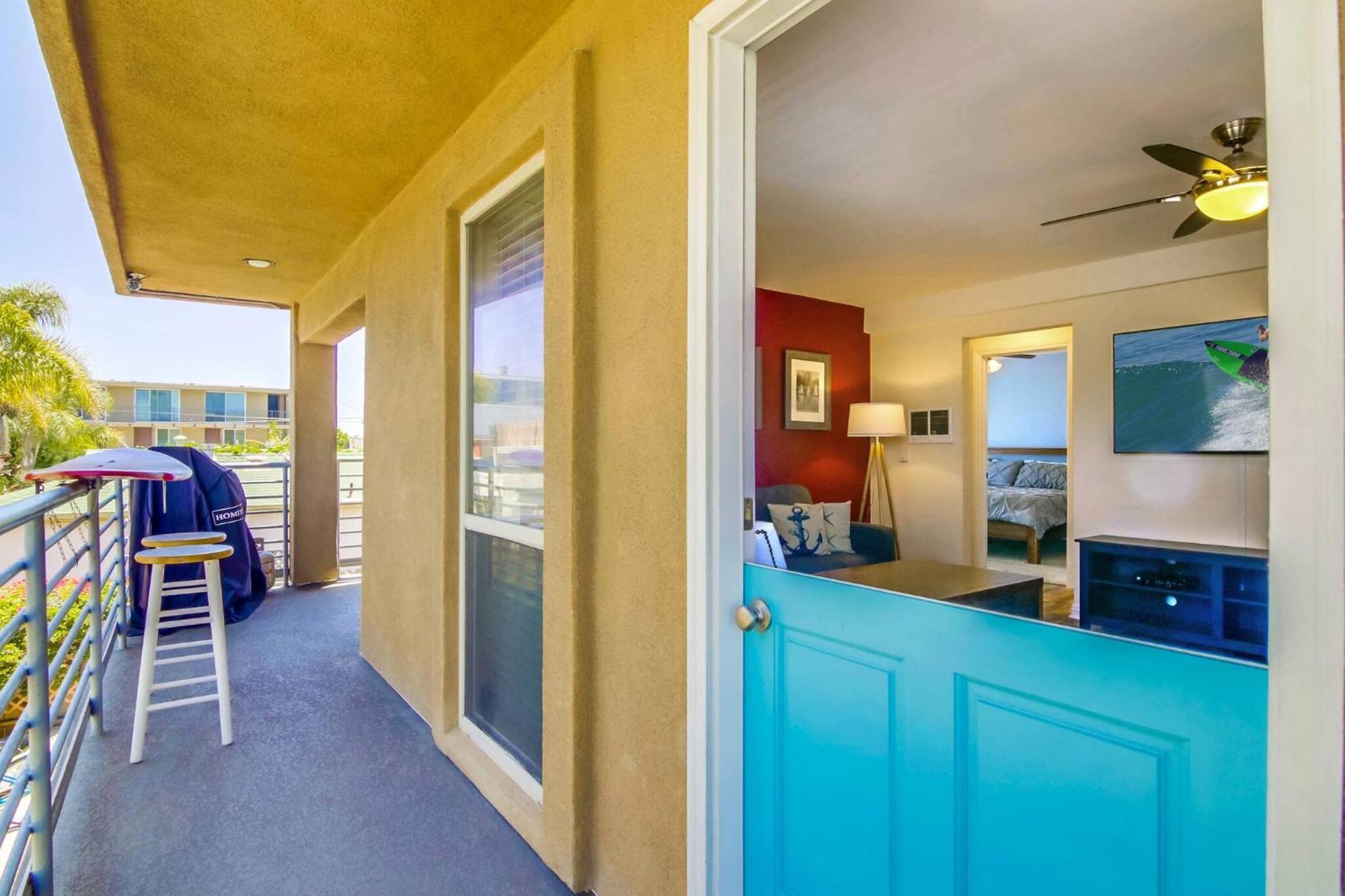 2 Bdrm + Parking In Heart Of Mission Beach! * San Diego